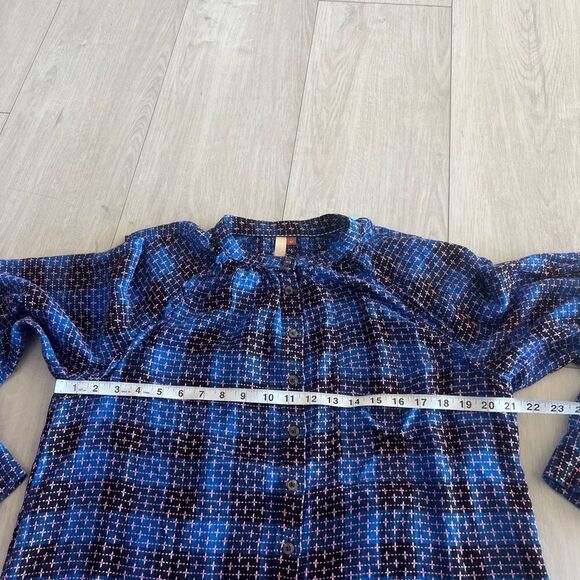 ANTHROPOLOGIE PILCRO Embroidered Plaid Button Up Size L Crew Neck Long Sleeve - Picture 3 of 9